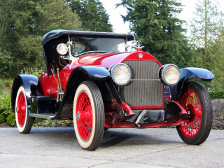 Old model car parked street 3 - an old model car free wallpaper