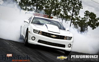 White car smoke hood driving - a track free wallpaper