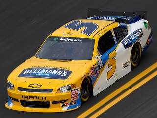 Yellow car race track number - side and a number free wallpaper