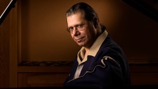 Man glasses jacket piano smiling - dick bickenbach free wallpaper