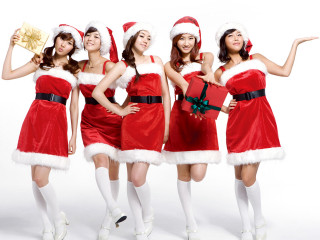 Santa costumes women holding presents - cheerful free wallpaper