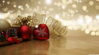 Christmas giftbox ornaments table lights - a christmas scene free wallpaper