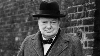Man suit hat brick wall - a man in a suit and hat free wallpaper
