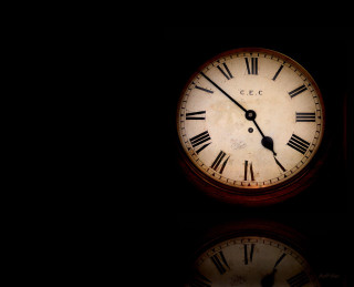 Clock roman numerals dark room 2 - its reflection free wallpaper