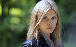Blonde woman leather jacket serious - serious free wallpaper for desktop