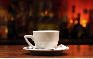 Coffee cup saucer spoon bar - diffuse free wallpaper