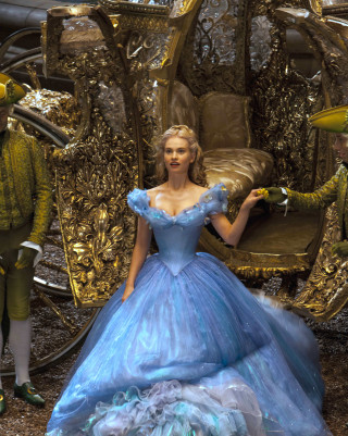 Woman blue dress man green - a detailed matte painting free wallpaper