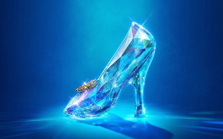 High heeled shoe jeweled decoration 3 - decoration free wallpaper