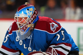 Hockey player goalie mask hockey - a hockey player free wallpaper
