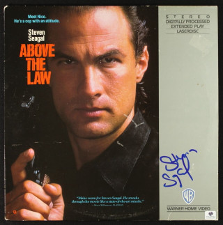 Man gun signed book cover - drew struzan free wallpaper