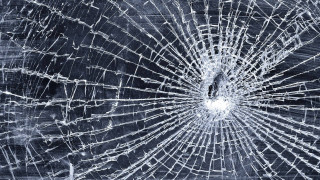 Cracked glass window hole light - cracked free wallpaper