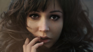 Elina karimova longhair furcoat posing - shaded free wallpaper