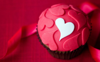Cupcake heart redtable pinkribbon romantic - a red tablecloth free wallpaper