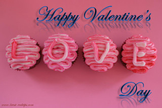 Pink cupcake love letters three - the middle of it free wallpaper