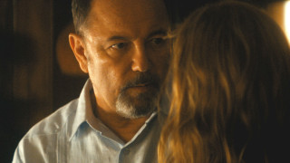 Man woman looking mirror together - bill lewis free wallpaper