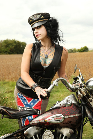 Woman leather outfit motorcycle field - dieselpunk free wallpaper