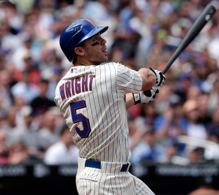 Baseball player swinging bat game - a baseball player free wallpaper