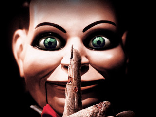 Creepy man wood hand mouth - a piece of wood free wallpaper
