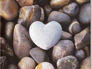 Heart shaped rock pile pebbles - andy goldsworthy free wallpaper