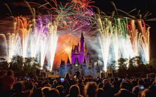Castle fireworks celebration night sky - firework free wallpaper