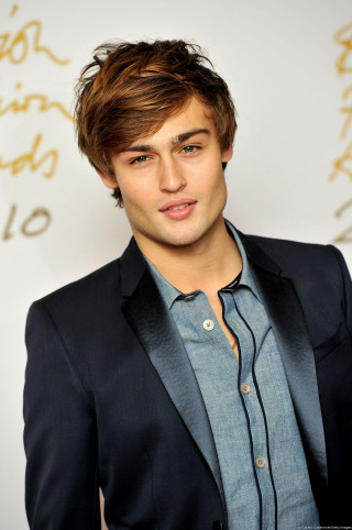 Man suit tie posing picture 36 - beautiful free wallpaper