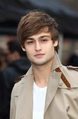 Man trench coat camera building - free portrait wallpaper