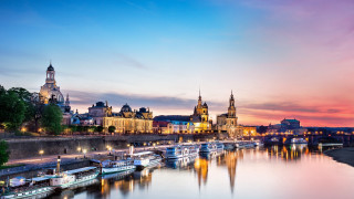 River boats city sunset colorful 2 - a colorful sky free wallpaper