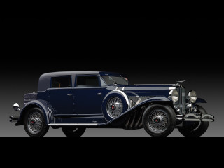 Blue car dark room black 2 - matte drawing free wallpaper
