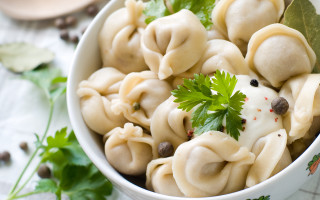 Dumplings bowl parsley table items - bálint kiss free wallpaper