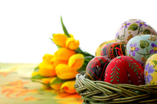 Basket painted eggs yellow tulip - a basket free wallpaper