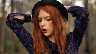 Redhair hat plaid woods fauvism - the wood free wallpaper