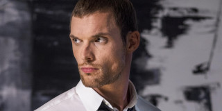 Man white shirt tie serious 2 - his face and chest free wallpaper