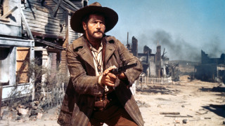 Man hat gun dirty town - building free wallpaper