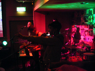 Band green light microphone neoism - low free wallpaper