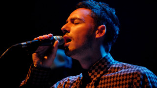 Man singing microphone stage concert - a man singing free wallpaper