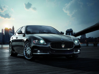 Black masera dock city skyline - a city skyline free wallpaper