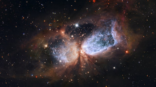 Large star cluster blue red 2 - a large star cluster in the sky free wallpaper