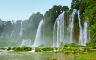 Large waterfall man made waterfall 4 - a large waterfall free wallpaper