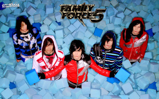 Family forces group sitting blue - fanny mcian free wallpaper
