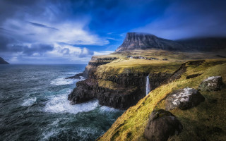 Waterfall cliff ocean mountain cloudy - a cloudy sky free wallpaper