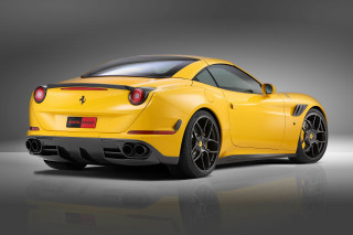 Yellow sports car studio photo - a yellow sports car free wallpaper
