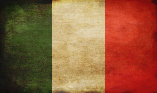 Italy flag grungy effect faded - a faded edge free wallpaper