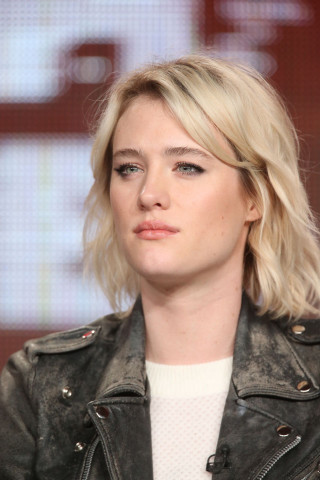 Blonde leather jacket stage microphone - free portrait wallpaper