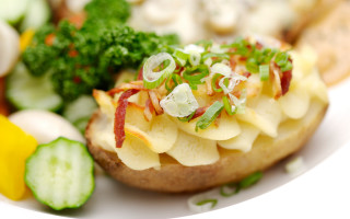 Plate broccoli vegetables food healthy - broccoli free wallpaper