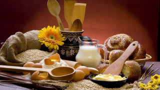 Bread foods flower vase wooden - a vase of flowers free wallpaper