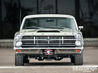 White truck parking lot building - a large window free wallpaper