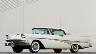 White car white wall gold - a white wall free wallpaper