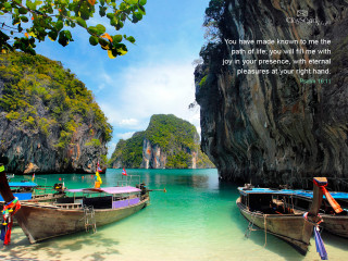 Boats beach water quote dionisius - the water near a beach free wallpaper