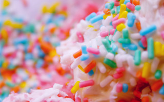 Close up cake white frosting - free happy birthday wallpaper
