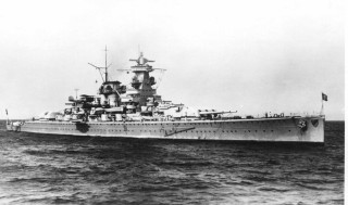 Battleship ocean flag pole floating - the side of the ship free wallpaper